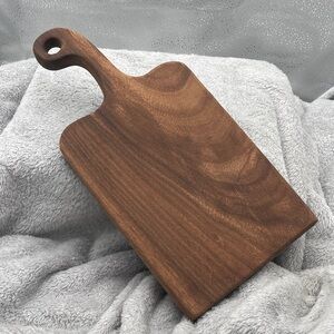 Wooden Cutting Board with Handle